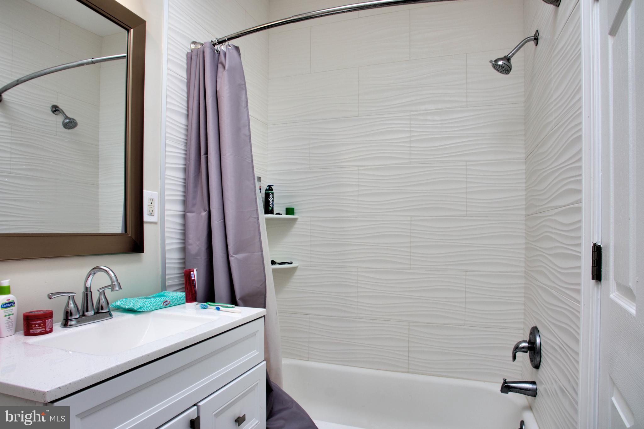 1404 South 2nd Street, Unit 2 Philadelphia, PA 19147 - Photo 14 of 25 Bathroom 1