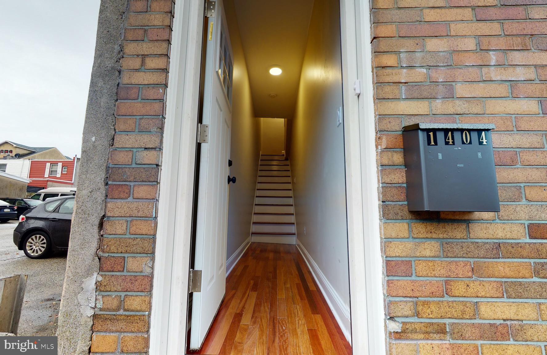 1404 South 2nd Street, Unit 2 Philadelphia, PA 19147 - Photo 2 of 25 Entrance to 2nd Floor