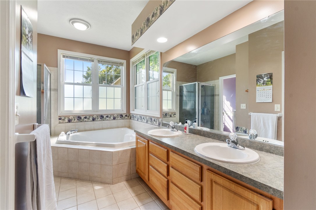 172 English Station Road Greece, NY 14616 - Photo 19 of 37