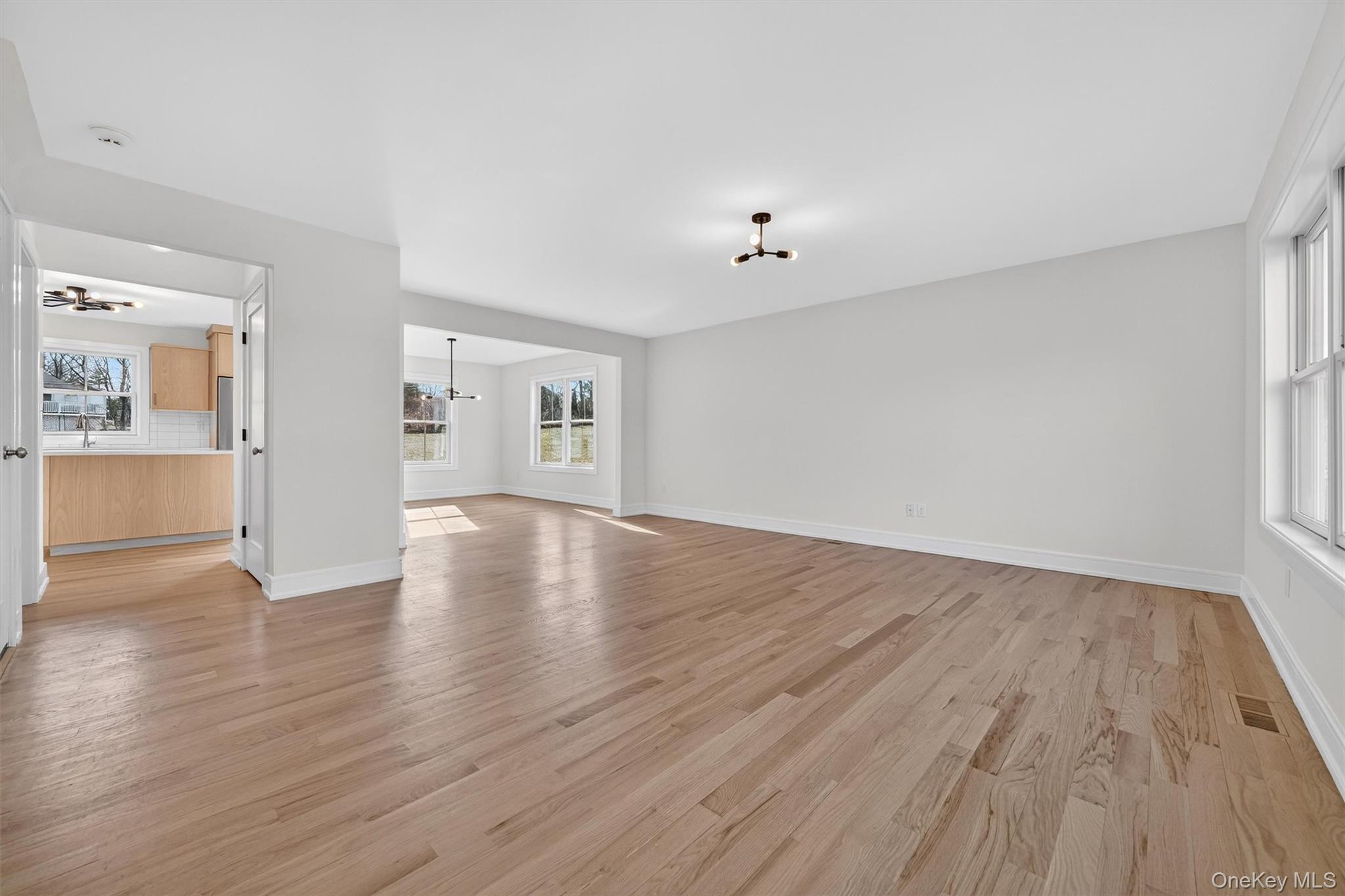 2216 Crompond Road, Unit E Yorktown Heights, NY 10598 - Photo 6 of 26