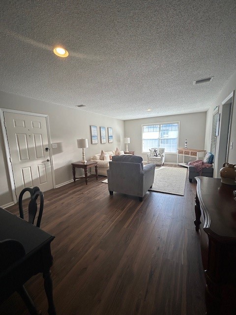 206 West Island Square Drive St. Simons Island, GA 31522 - Photo 3 of 13