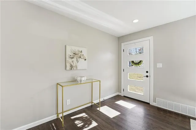 $270,000 | 802 Northeast 67 Terrace, Kansas City, MO 64118