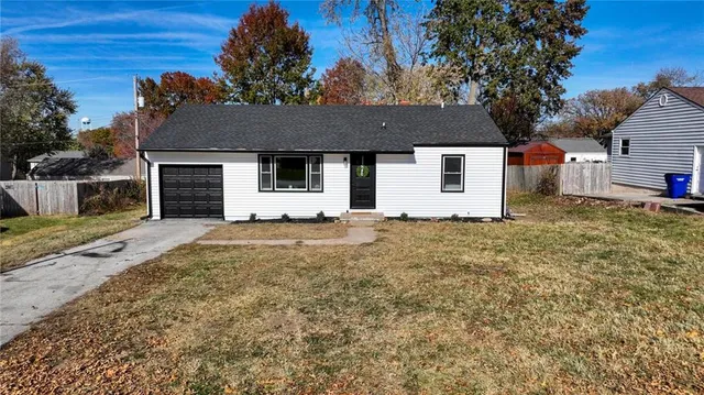 $270,000 | 802 Northeast 67 Terrace, Kansas City, MO 64118