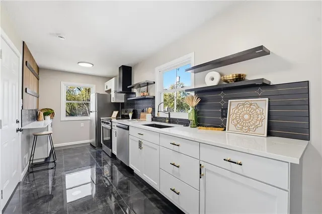 $270,000 | 802 Northeast 67 Terrace, Kansas City, MO 64118