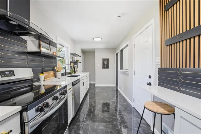 $270,000 | 802 Northeast 67 Terrace, Kansas City, MO 64118