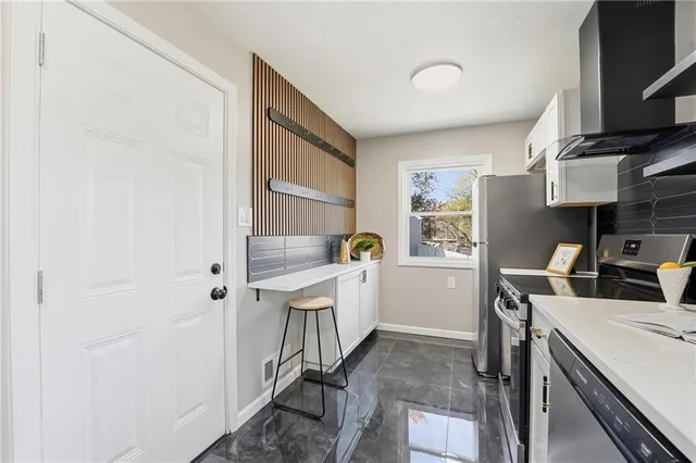 $270,000 | 802 Northeast 67 Terrace, Kansas City, MO 64118