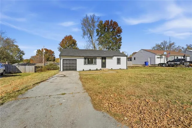 $270,000 | 802 Northeast 67 Terrace, Kansas City, MO 64118