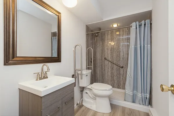 $179,900 | 3001 West Heritage Drive, Unit 106, Joliet, IL 60435