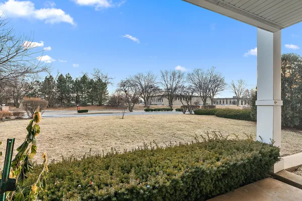 $179,900 | 3001 West Heritage Drive, Unit 106, Joliet, IL 60435