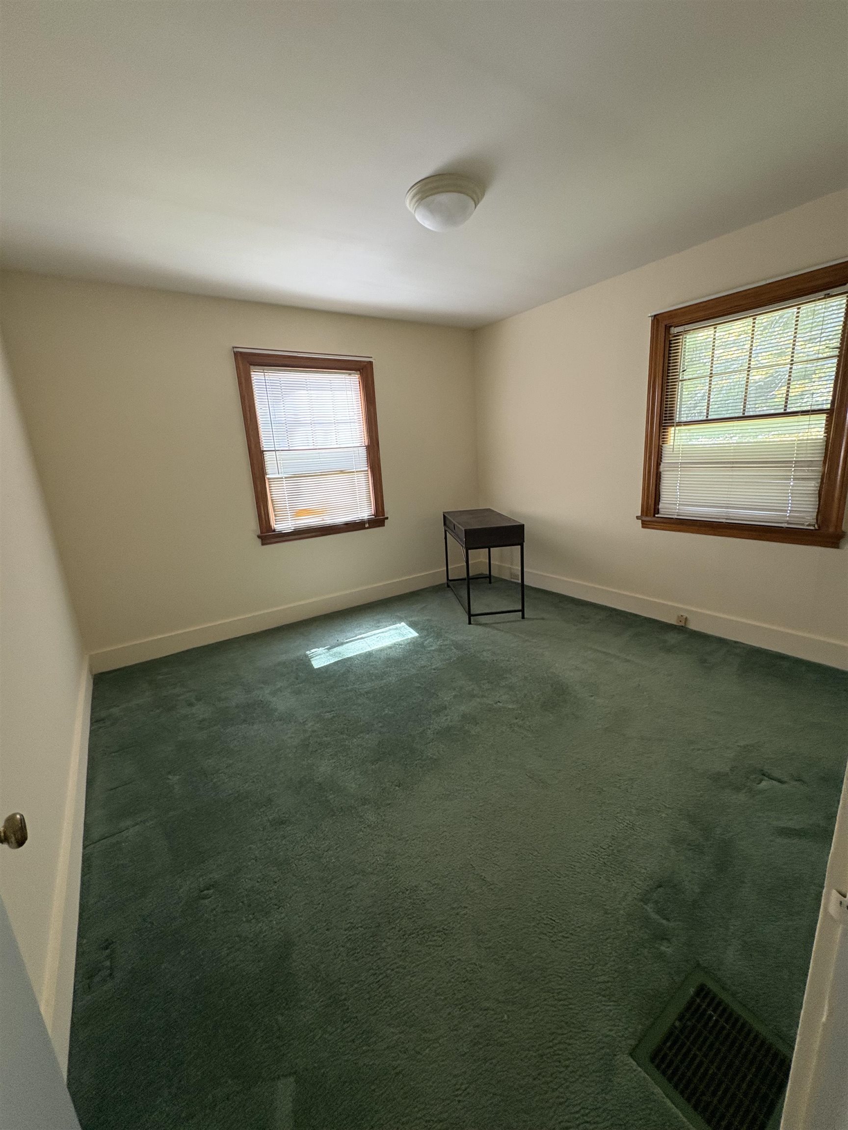 876 Vermont Rte 100 Wilmington, VT 05363 - Photo 13 of 30