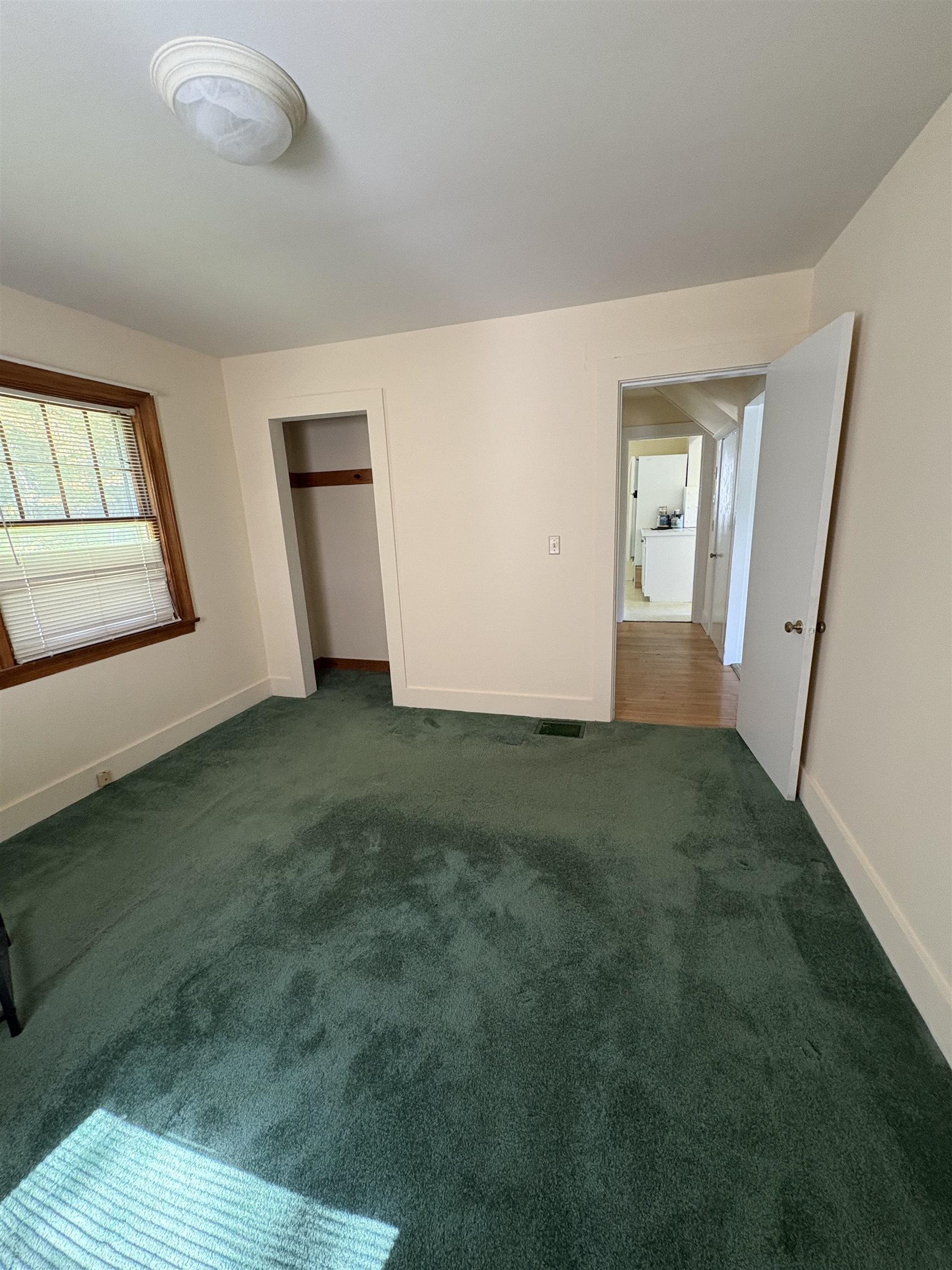 876 Vermont Rte 100 Wilmington, VT 05363 - Photo 14 of 30