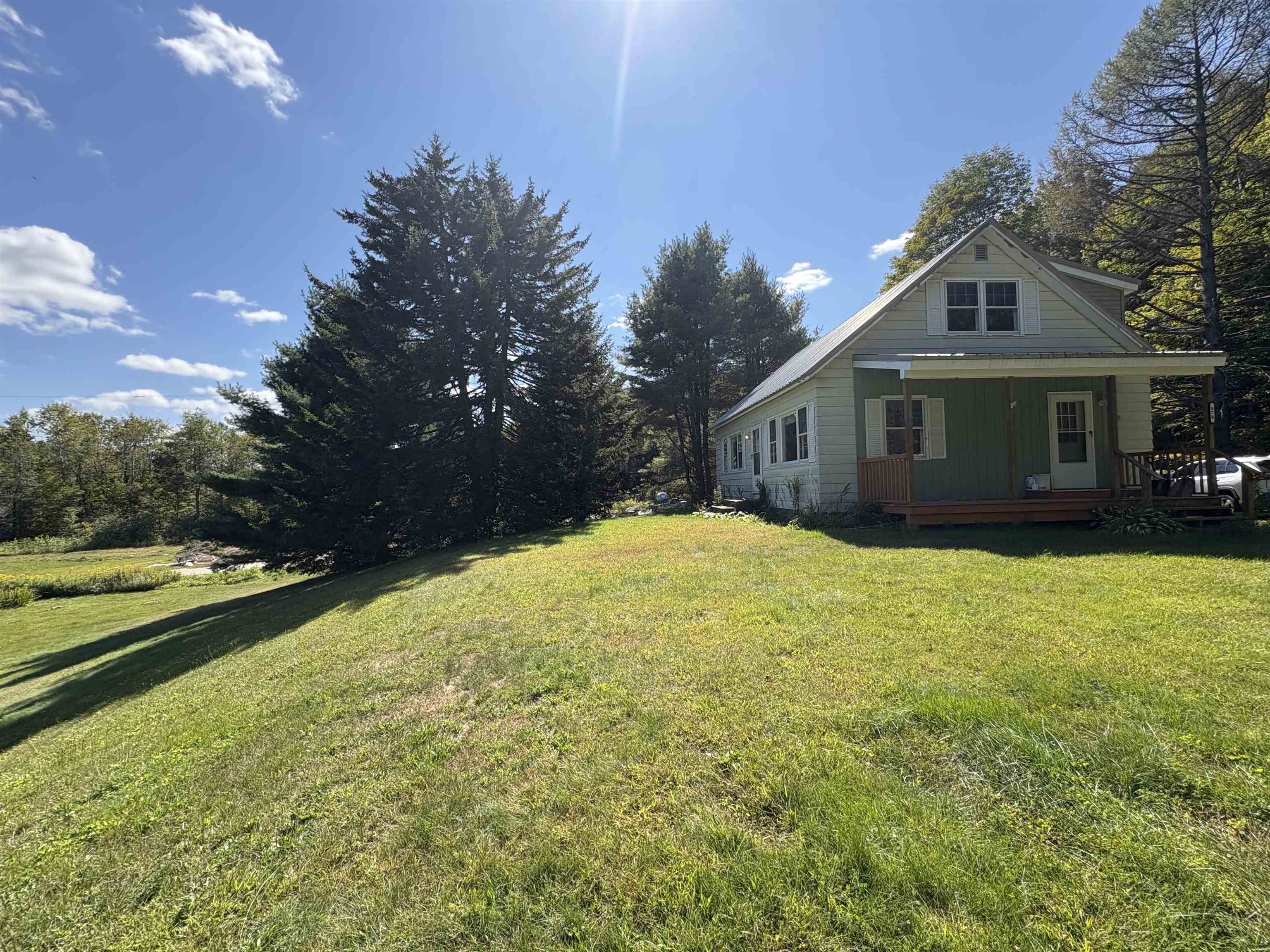 876 Vermont Rte 100 Wilmington, VT 05363 - Photo 3 of 30