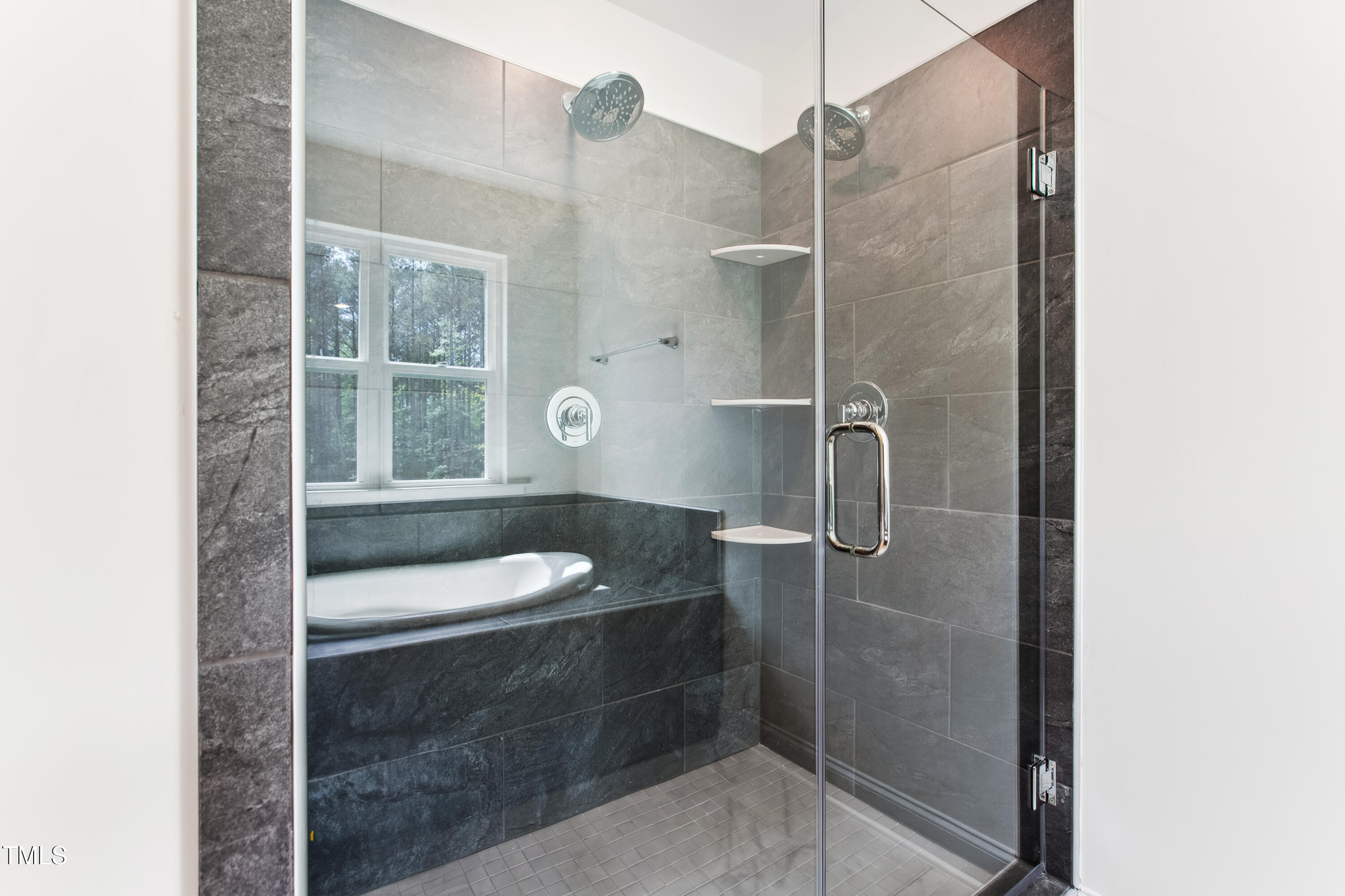 83 Artic Circle Garner, NC 27529 - Photo 25 of 27 Fontana - BTS 45 - interiors-primary bat