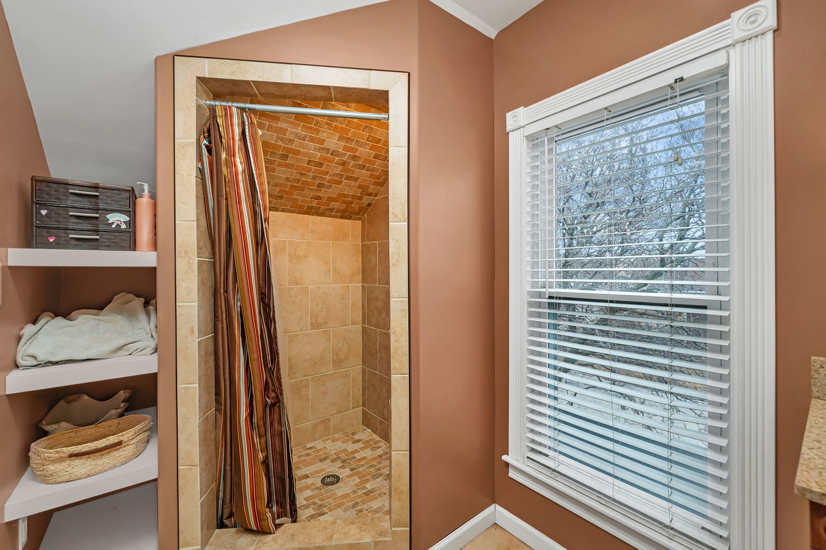 565 East Norris Drive Ottawa, IL 61350 - Photo 22 of 42 a view of bedroom with a small yard