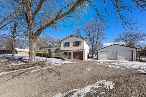 $365,000 | 51489 Southridge Lane, Waterville, MN 56096