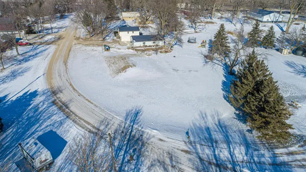 $365,000 | 51489 Southridge Lane, Waterville, MN 56096