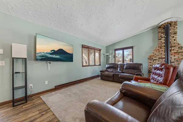 $365,000 | 51489 Southridge Lane, Waterville, MN 56096