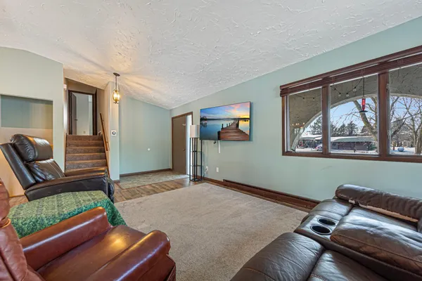 $365,000 | 51489 Southridge Lane, Waterville, MN 56096