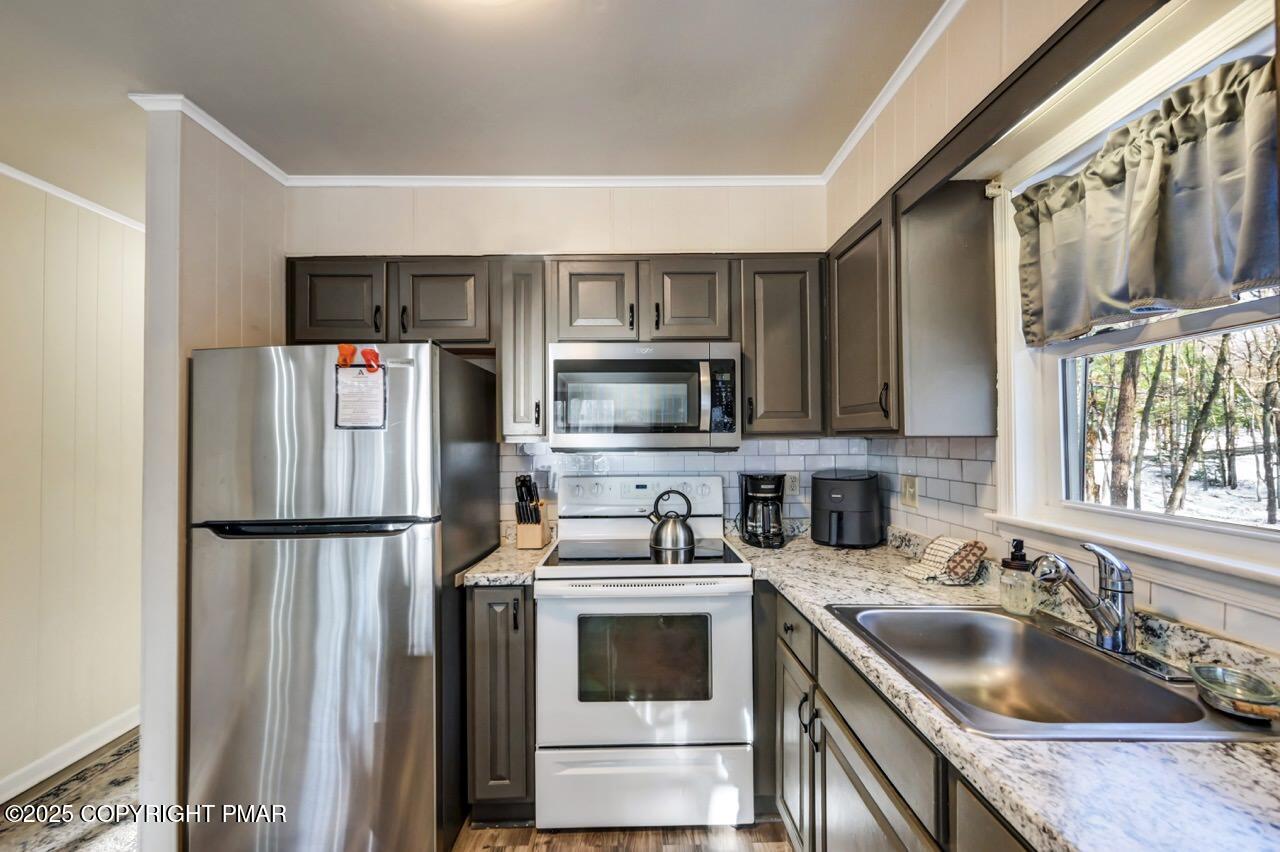 124 Fern Ridge Road Blakeslee, PA 18610 - Photo 17 of 69 124 Fern Ridge Rd 17 Large