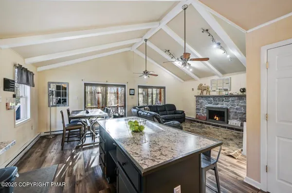 $364,000 | 124 Fern Ridge Road, Blakeslee, PA 18610