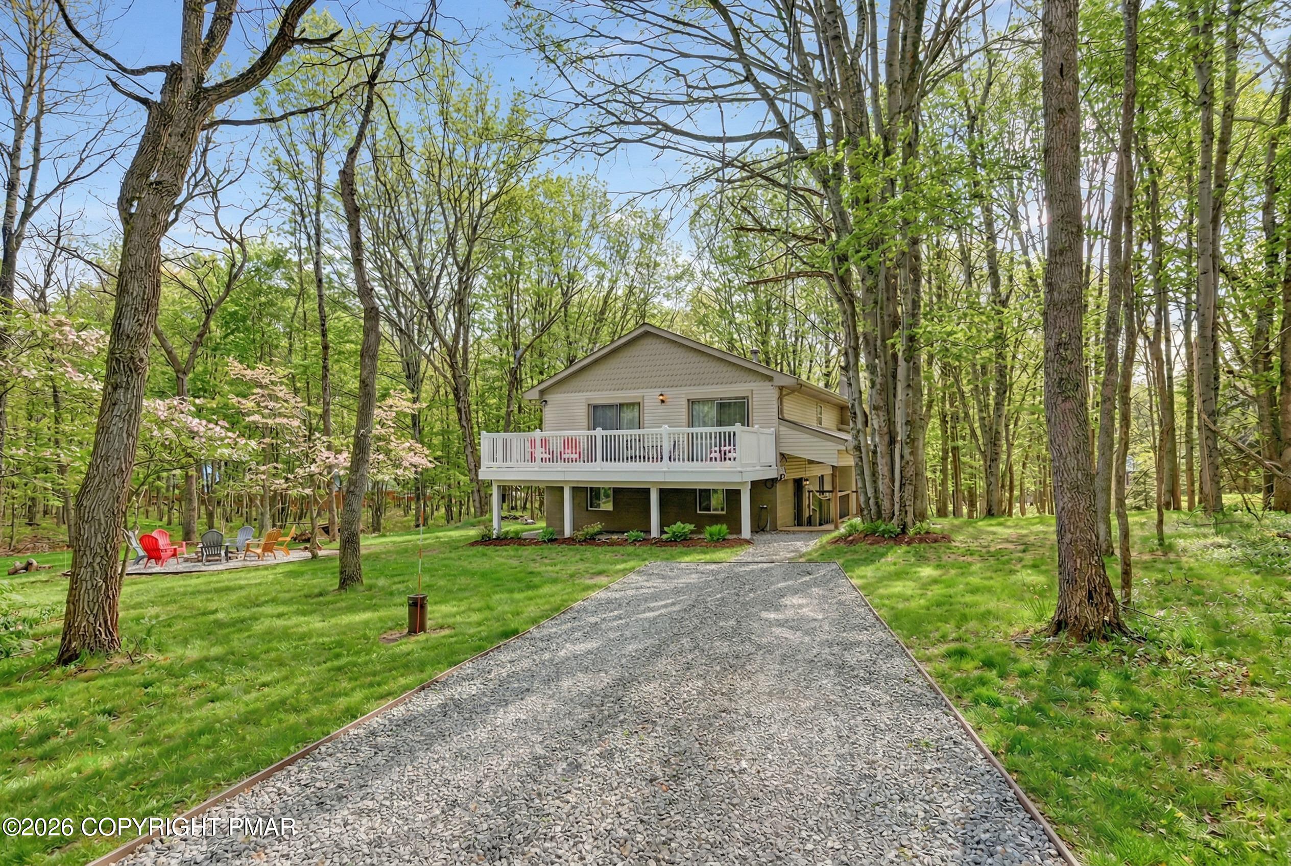 124 Fern Ridge Road Blakeslee, PA 18610 - Photo 3 of 69 Drive Enty