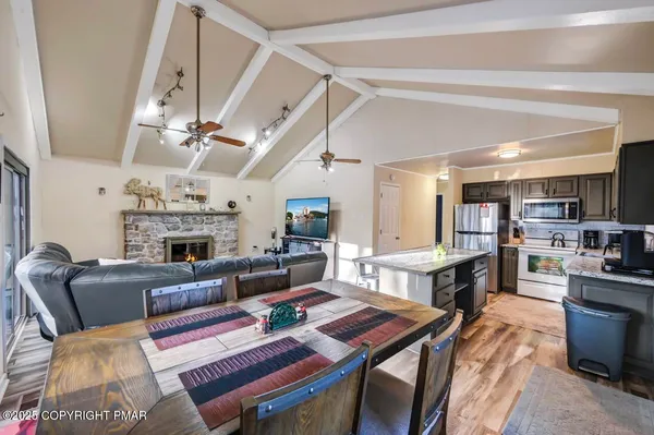 $364,000 | 124 Fern Ridge Road, Blakeslee, PA 18610