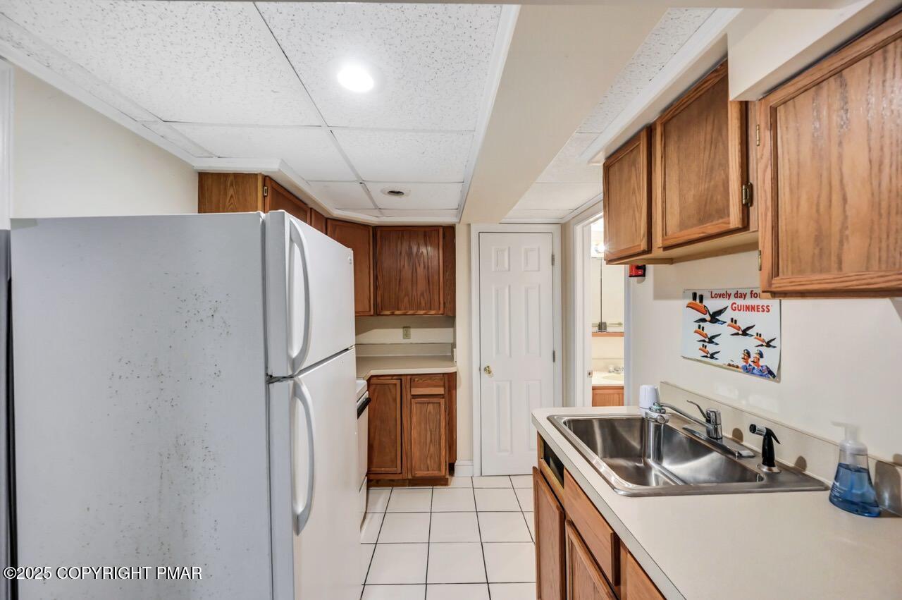 124 Fern Ridge Road Blakeslee, PA 18610 - Photo 49 of 69 LL Kitchen