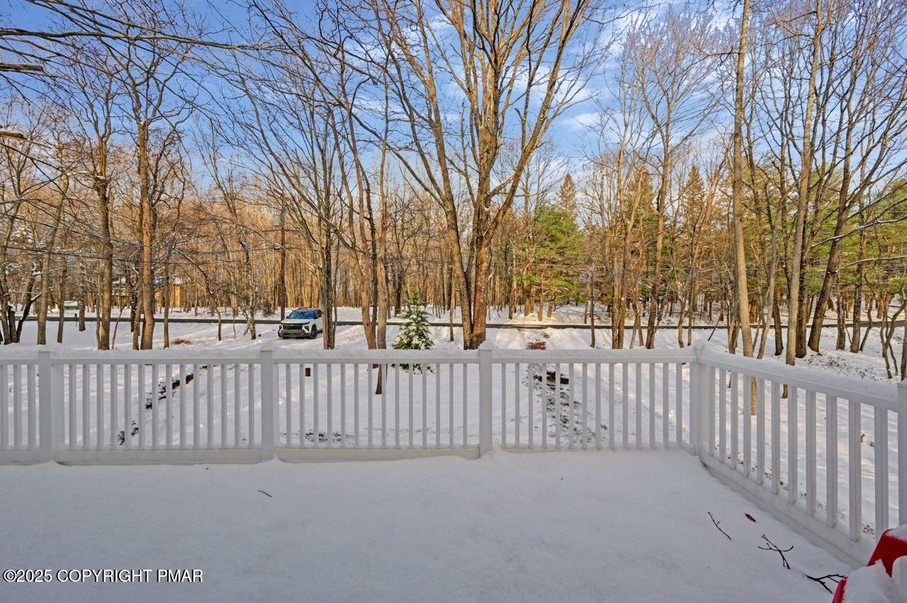 124 Fern Ridge Road Blakeslee, PA 18610 - Photo 59 of 69 Road side deck