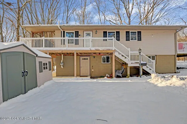 $369,000 | 124 Fern Ridge Road, Blakeslee, PA 18610