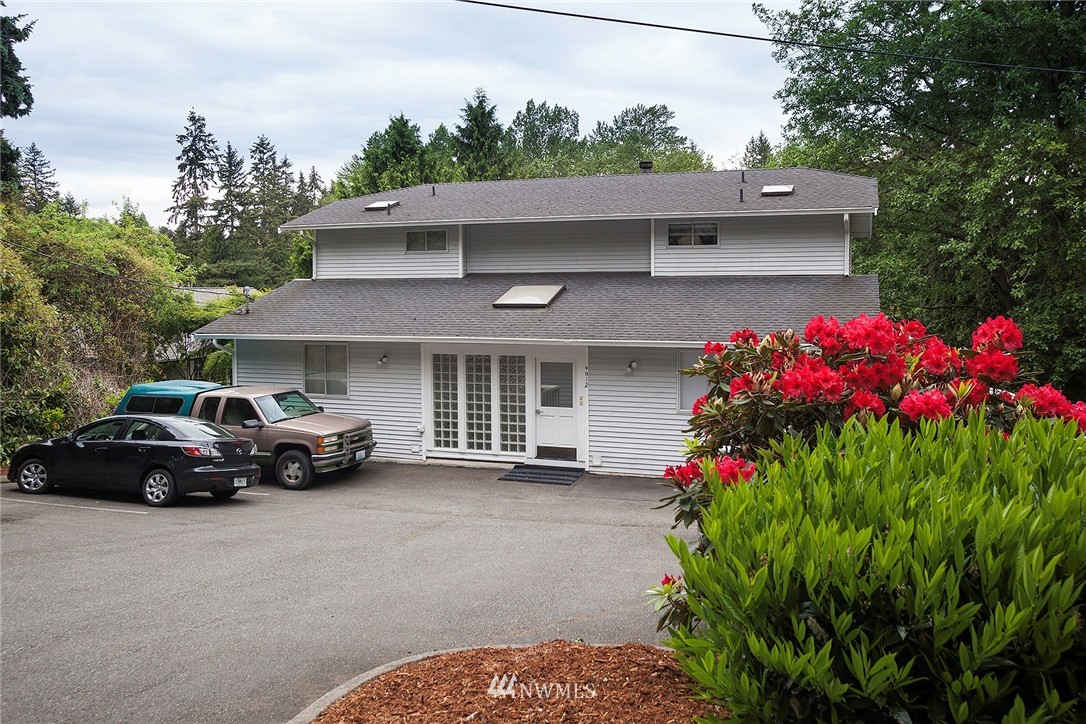 9012 236th Street Southwest Edmonds, WA 98026 - Photo 1 of 8 Gallery Image 1