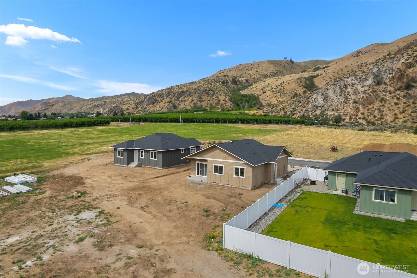 14893 Red Delicious Street Entiat, WA 98822 - Photo 4 of 28