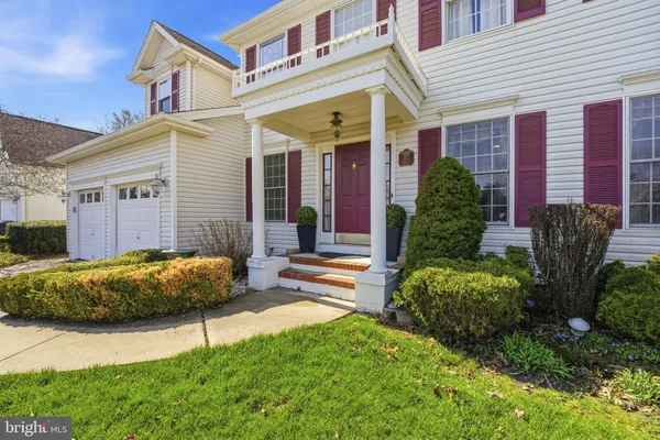 $675,000 | 352 Chestnut Drive, Manahawkin, NJ 08050