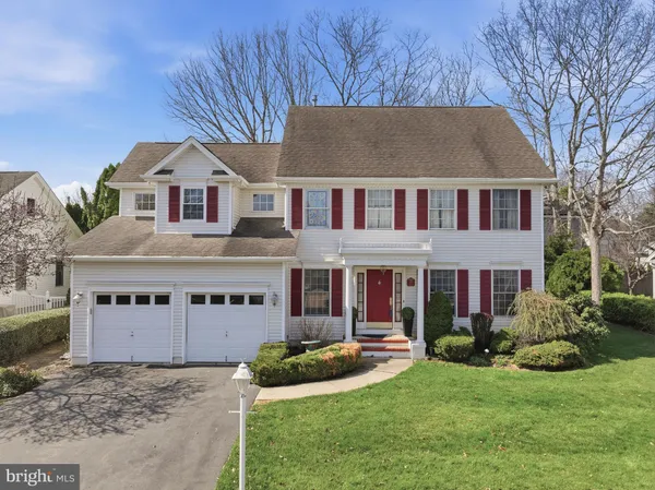 $675,000 | 352 Chestnut Drive, Manahawkin, NJ 08050