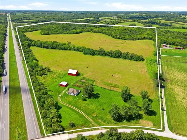 $780,000 | 370 N/a, Savannah, MO 64485