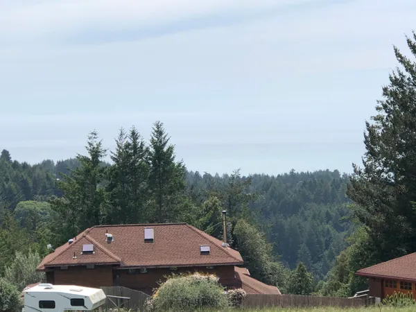 $49,900 | 606 Wolverine Way, Shelter Cove, CA 95589