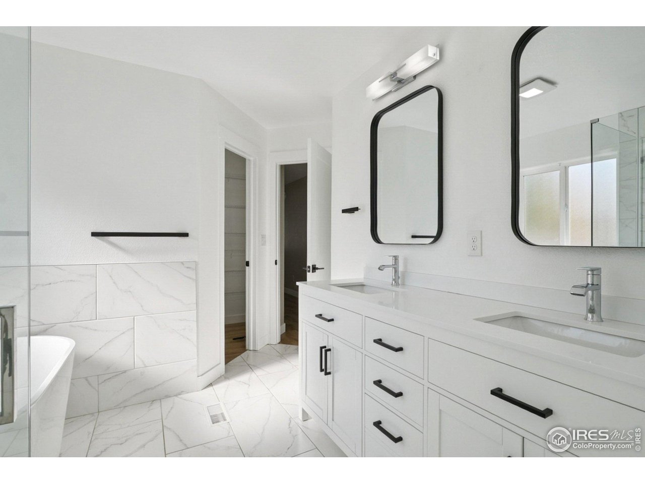 5605 West 13th St Road Greeley, CO 80634 - Photo 23 of 50 Primary Bathroom