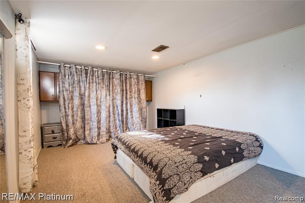 119 East River Road Flushing, MI 48433 - Photo 19 of 29