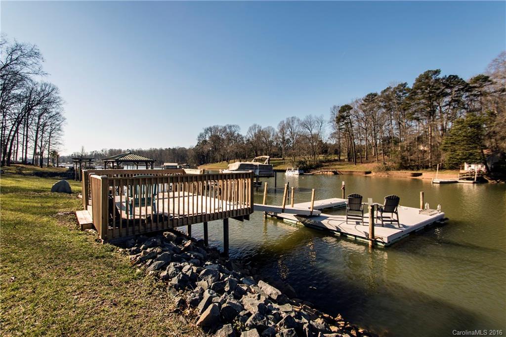 176 Spring Run Road Mooresville, NC 28117 - Photo 2 of 24 Gallery Image 2