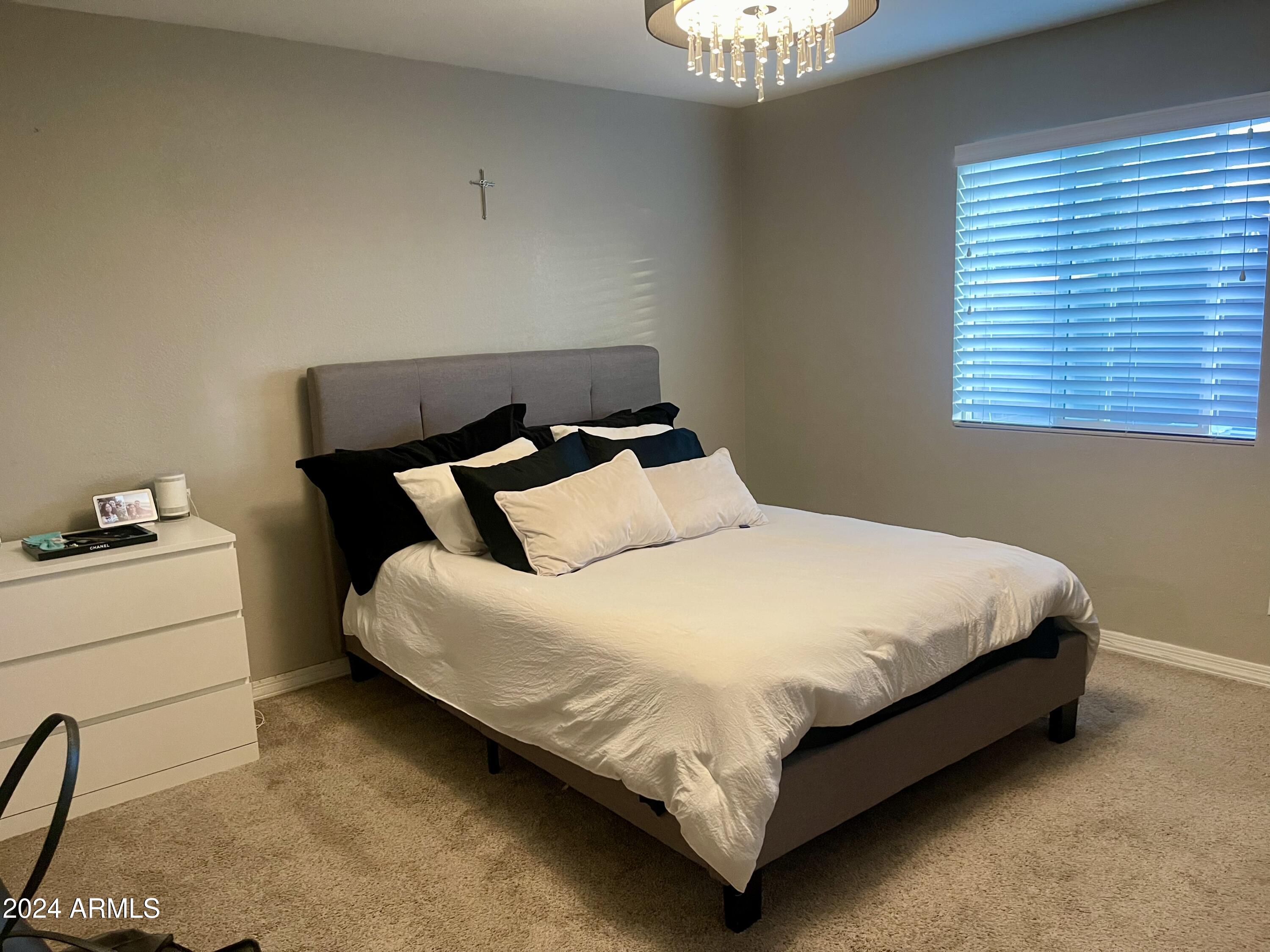 2257 West Roeser Road Phoenix, AZ 85041 - Photo 6 of 14 E2272D34-6CE5-484D-8A05-8A51FB900342