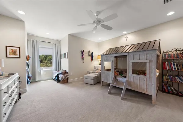 $2,950,000 | 305 Eastleigh Drive, Belleair, FL 33756