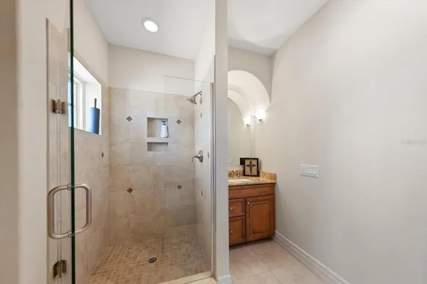 $2,950,000 | 305 Eastleigh Drive, Belleair, FL 33756