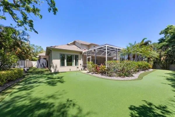 $2,950,000 | 305 Eastleigh Drive, Belleair, FL 33756