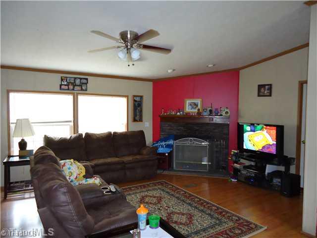 268 Kermit Lewis Road Pilot Mountain, NC 27041 - Photo 8 of 16 Living Room.