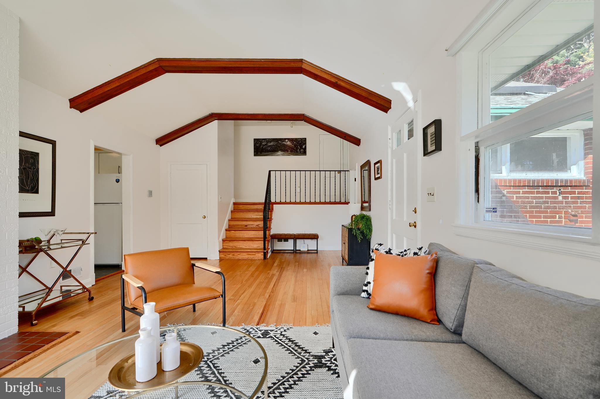 1316 Glendale Road Baltimore, MD 21239 - Photo 4 of 37 a living room with furniture and a large window