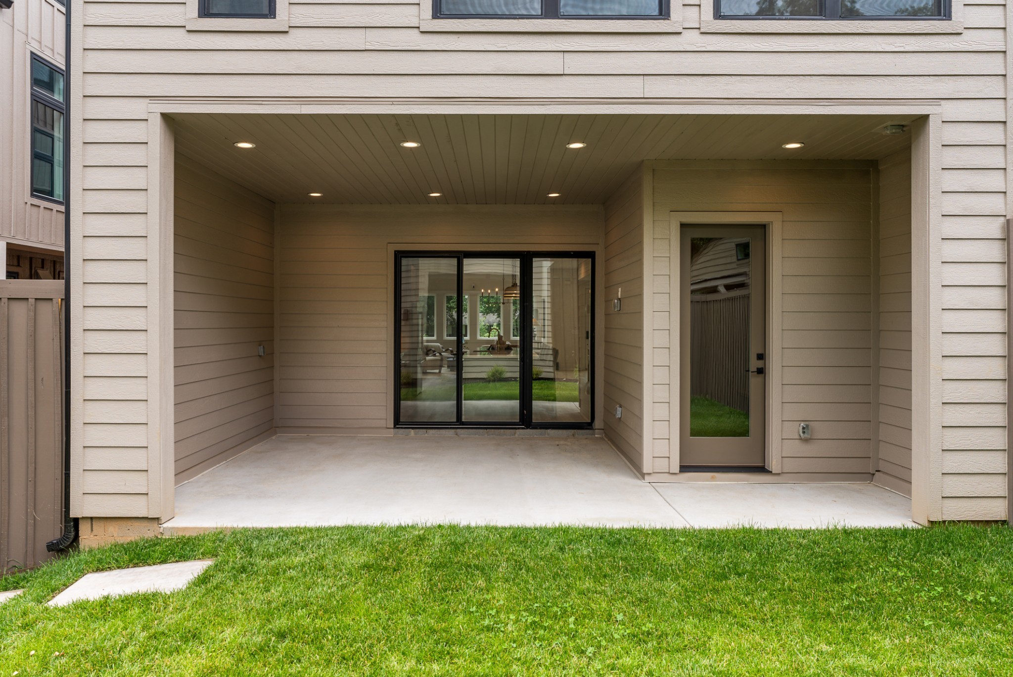 2305 Eastland Avenue, Unit G Nashville, TN 37206 - Photo 33 of 44