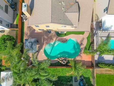 1180 Sanborn Road Yuba City, CA 95993 - Photo 22 of 26 a view of a backyard with plants