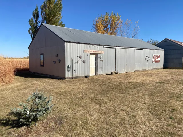 $69,000 | 23296 Highway 59, Worthington, MN 56187