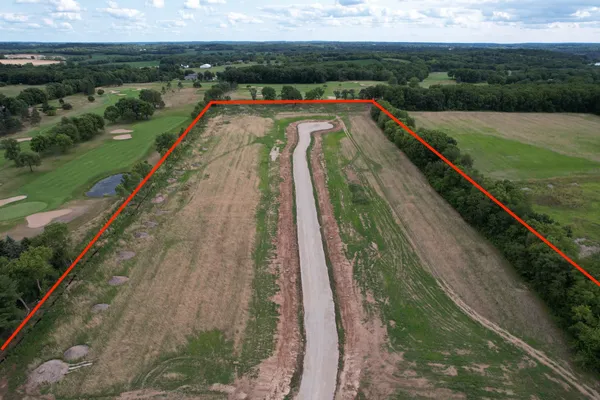 $72,500 | N862 Eagle Ridge, Fort Atkinson, WI 53538