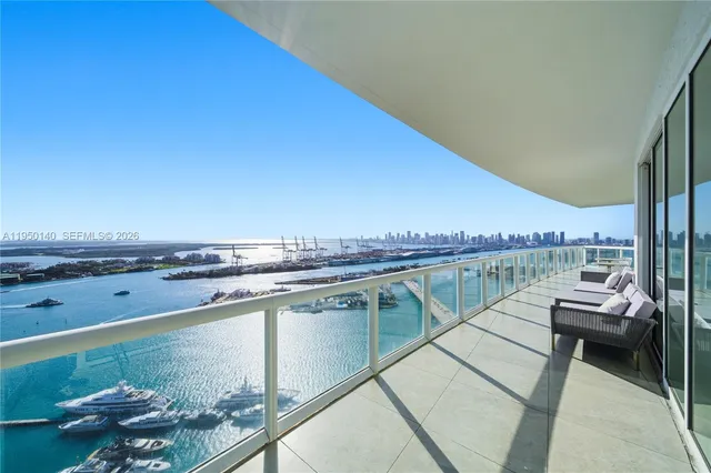 $28,900,000 | 450 Alton Road, Unit PH1, Miami Beach, FL 33139