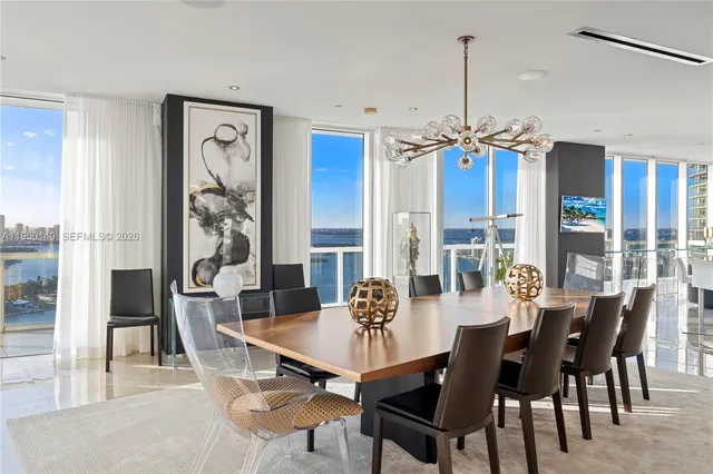 $28,900,000 | 450 Alton Road, Unit PH1, Miami Beach, FL 33139